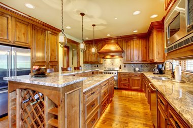 Staining-Cabinets-Bellevue-WA